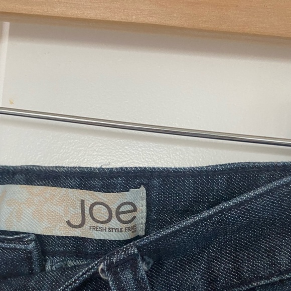 joe fresh shorts, didn’t fit me well great condition - Picture 3 of 3